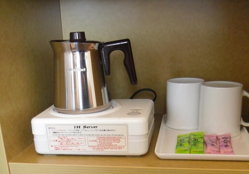 Toyoko Inn Tokyo Nihombashi Hamacho Meijiza Mae Esterno foto