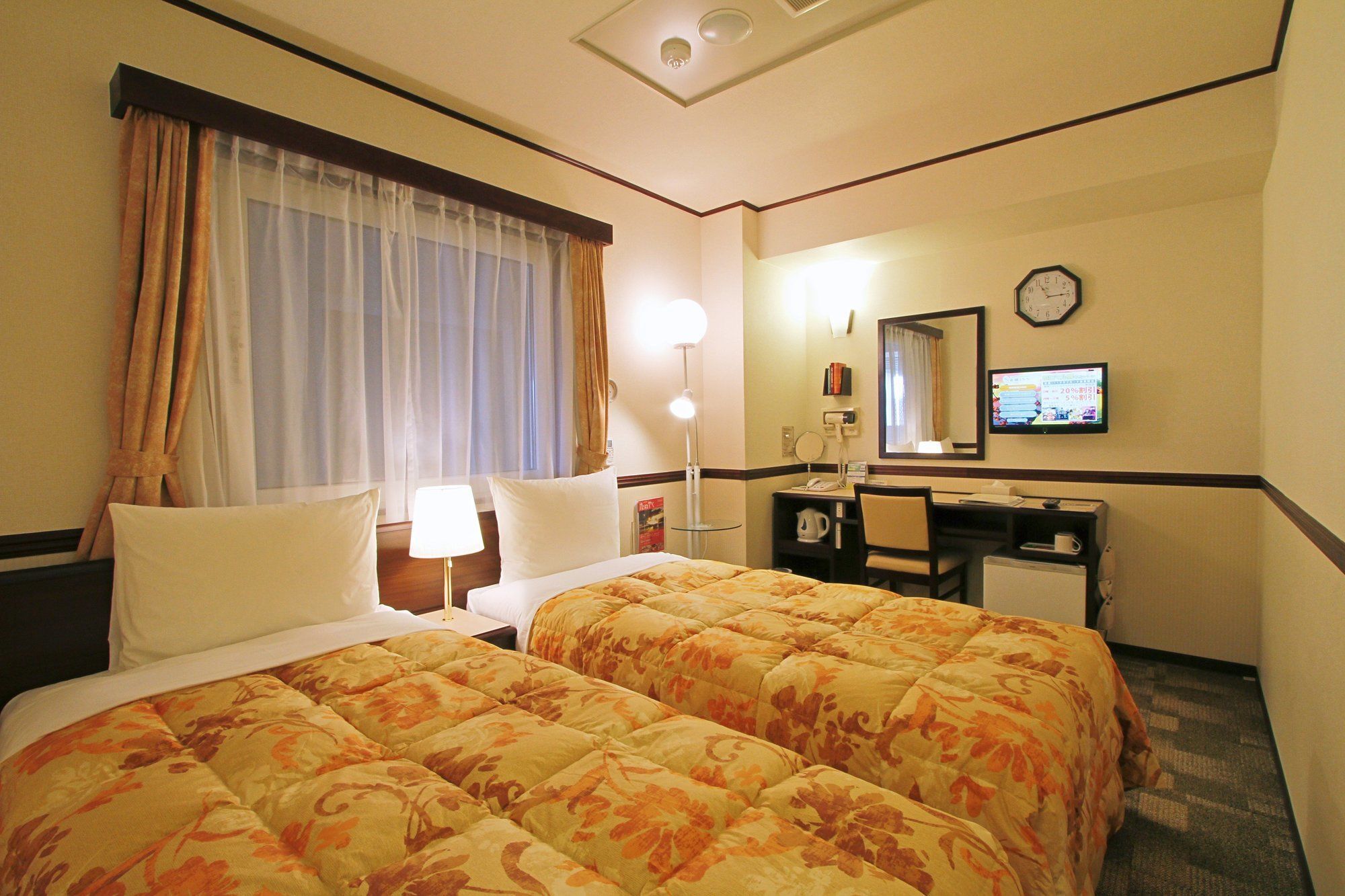 Toyoko Inn Tokyo Nihombashi Hamacho Meijiza Mae Esterno foto